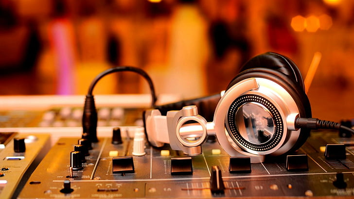Insanely cool future technology and modular consumer hardware showcase
